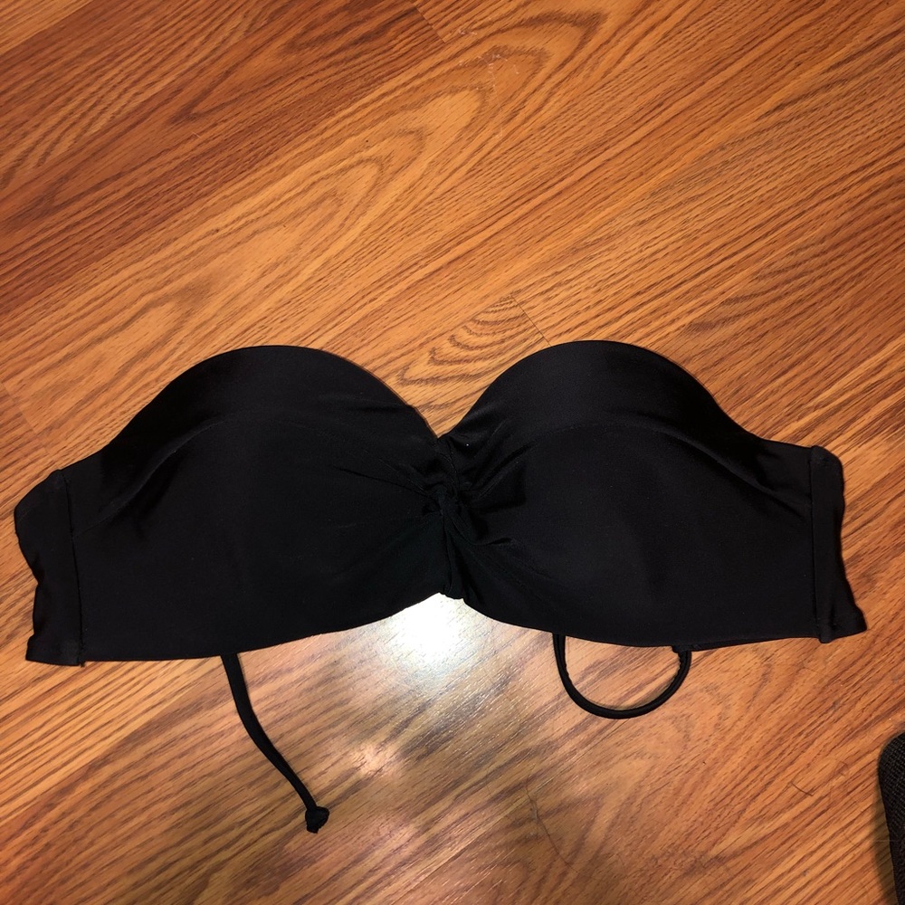 Black bikini top